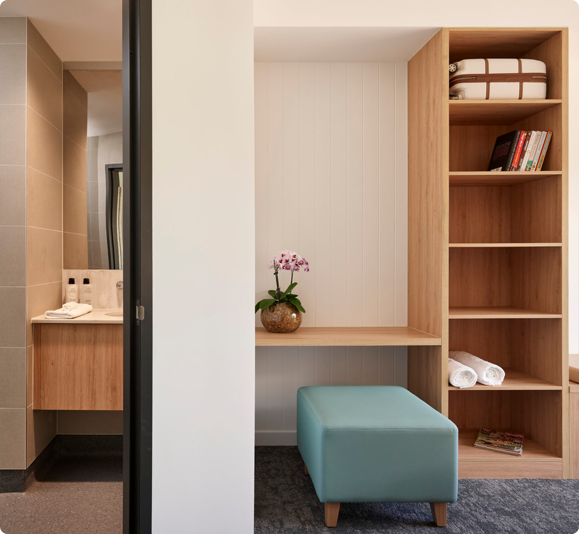 sigmund-65u8D-iNh0M-unsplash 26